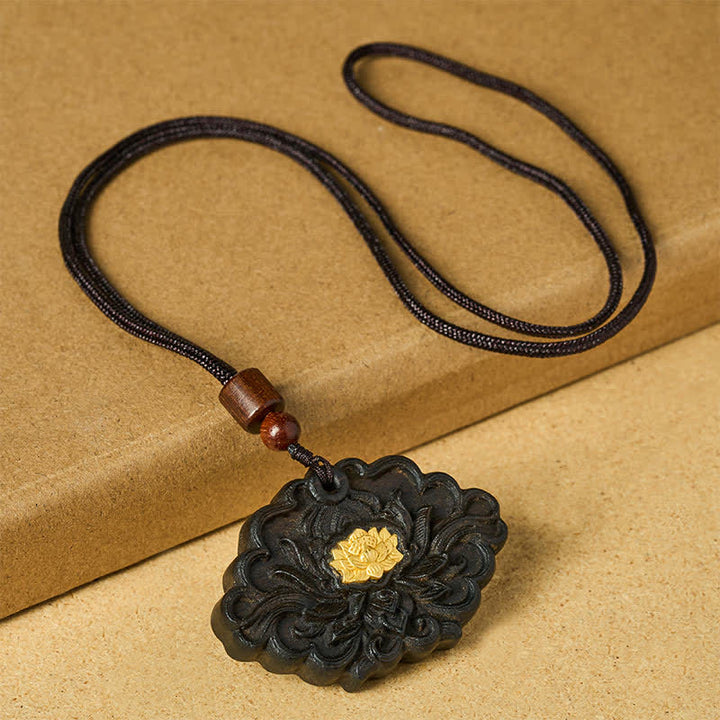 Buddha Stones Halskette mit Lotus-Motiv aus Sappanholz, Relief-Schnitzerei, Anhänger mit Motiv der Aufklärung - image 1