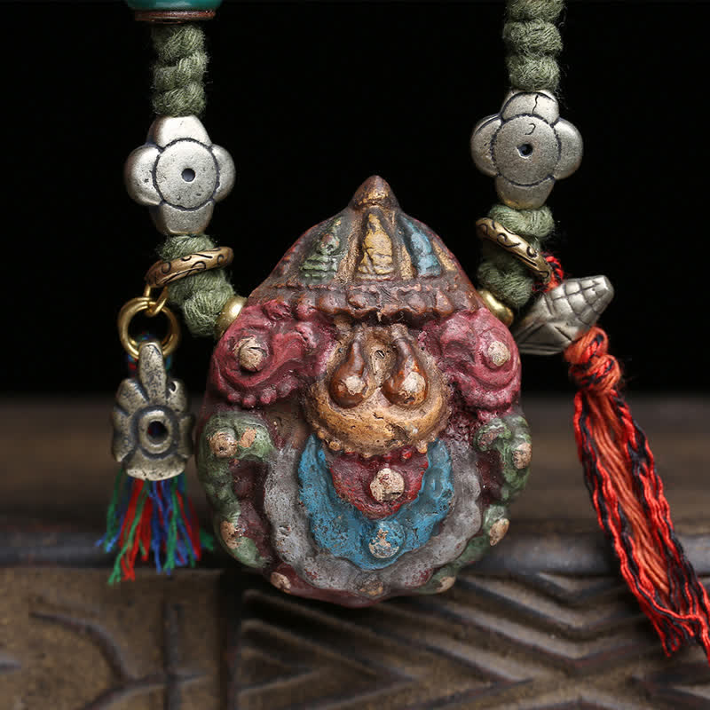 Buddha Stones Tibetische Halskette mit bemalter Tsa-tsa-Quaste und Erdungsanhänger - image 1
