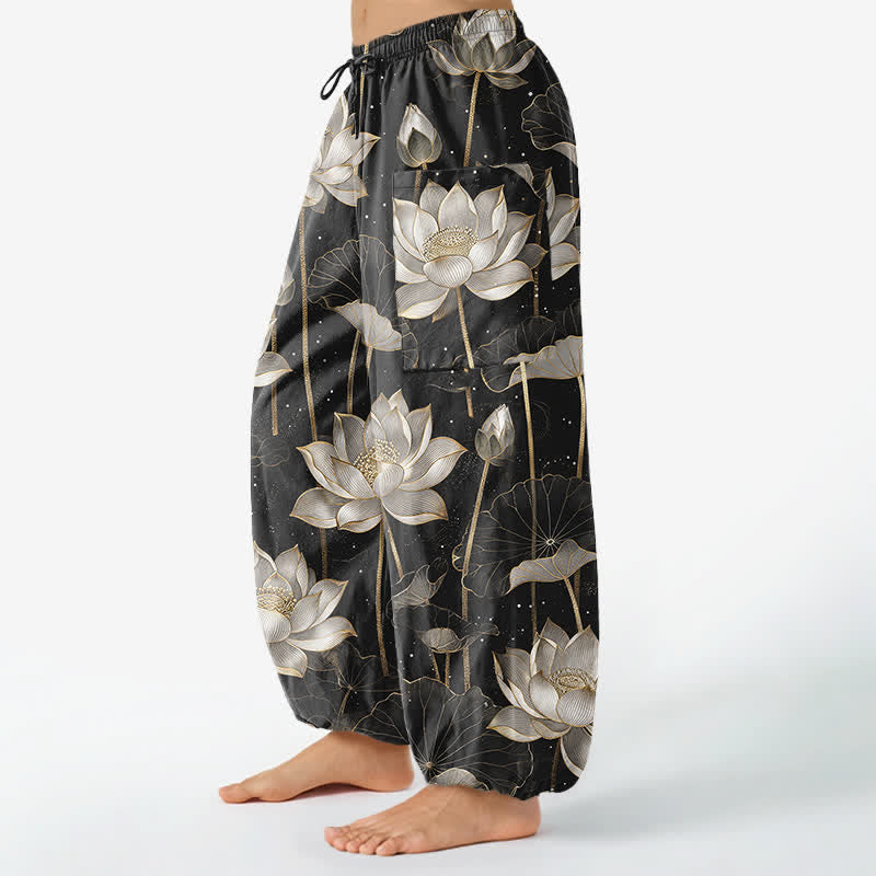 Buddha Stones Baumwoll-Haremshose für Damen mit orientalischem Lotusblumenmuster, elastischem Bund und Seitentaschen - image 1