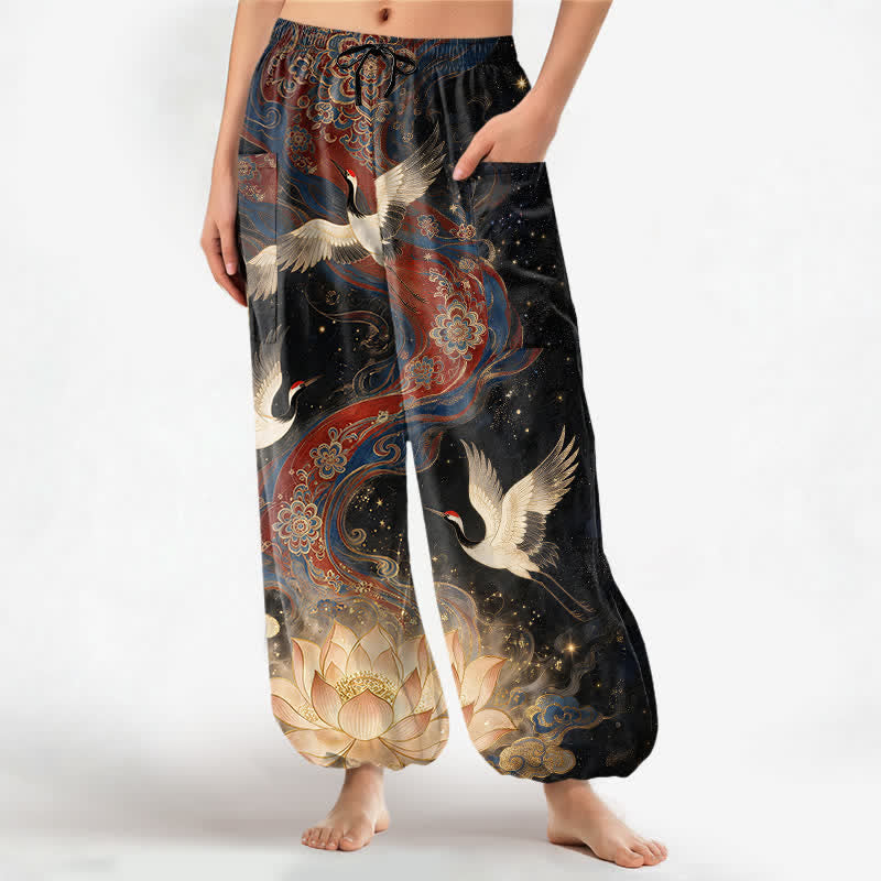 Buddha Stones Baumwoll-Haremshose für Damen mit dekorativem Kranich-Lotus-Muster, elastischem Bund und Seitentaschen - Schwarz - US16, UK/AU20, EU48 (3XL) - image 0