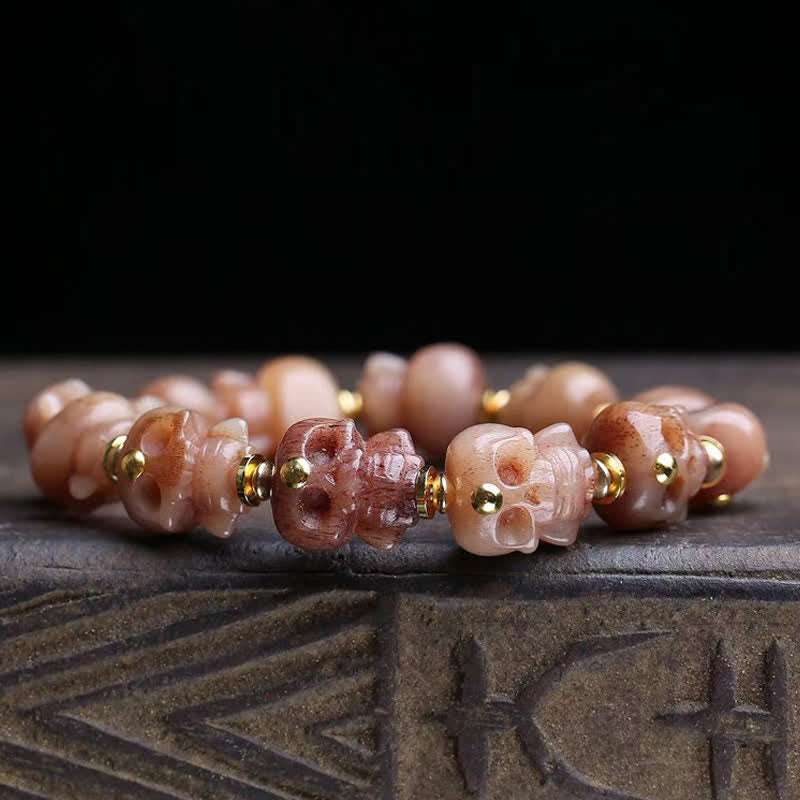 Buddha Stones Vintage-Armband mit handgeschnitztem Totenkopf aus tibetischen Knochenperlen - image 1