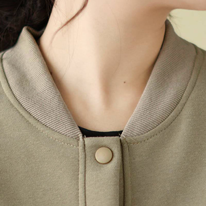 Buddha Stones Lässige, minimalistische, einfarbige Damenjacke mit Knopfleiste und Taschen für den Herbst - image 9