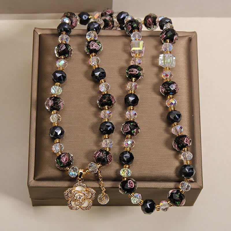 Buddha Stones Schwarzes Liu Li Glasperlen-Armband mit Kamelienblume und harmonischem Verbindungsmotiv - image 4