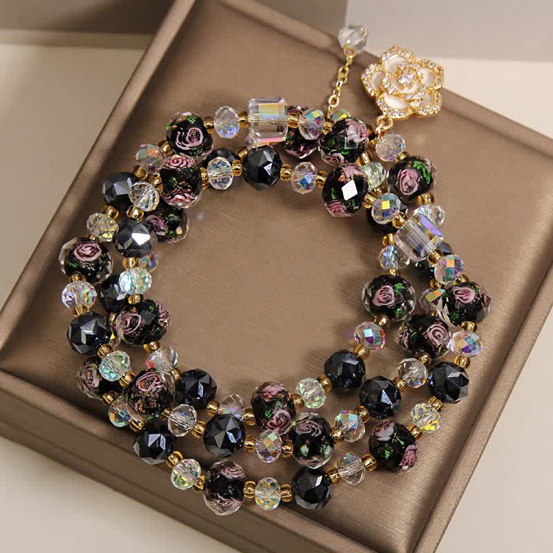 Buddha Stones Schwarzes Liu Li Glasperlen-Armband mit Kamelienblume und harmonischem Verbindungsmotiv - image 2