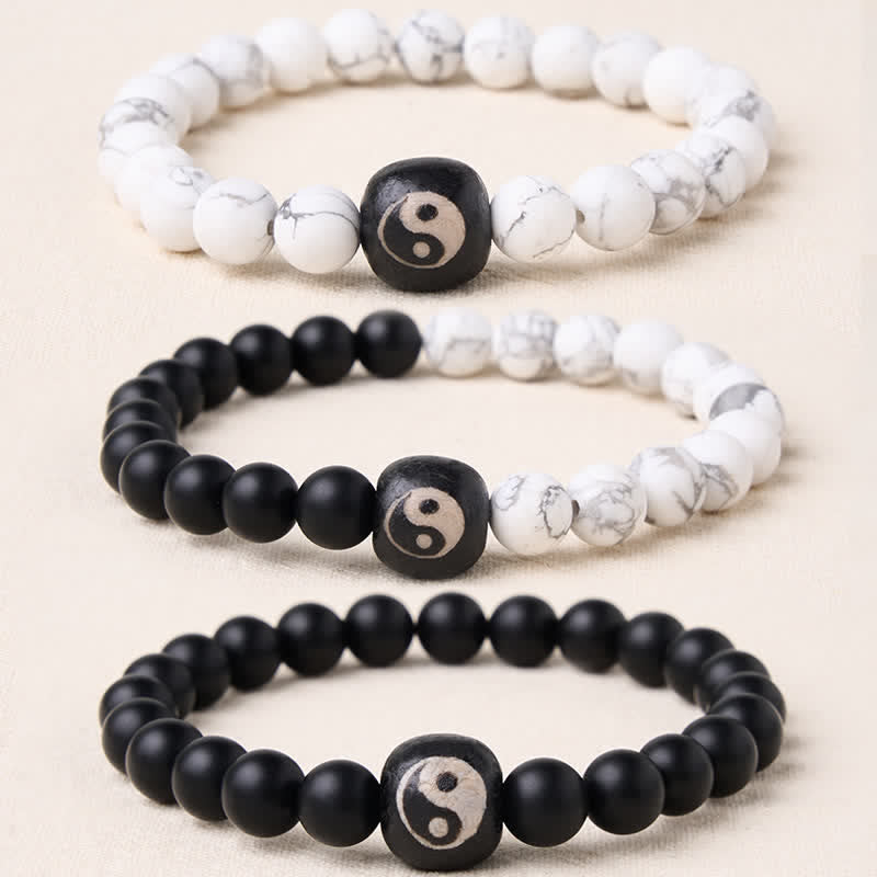 Buddha Stones Armband aus runden Perlen mit schwarzem Onyx, weißem Türkis und Yin-Yang-Symbol - image 0