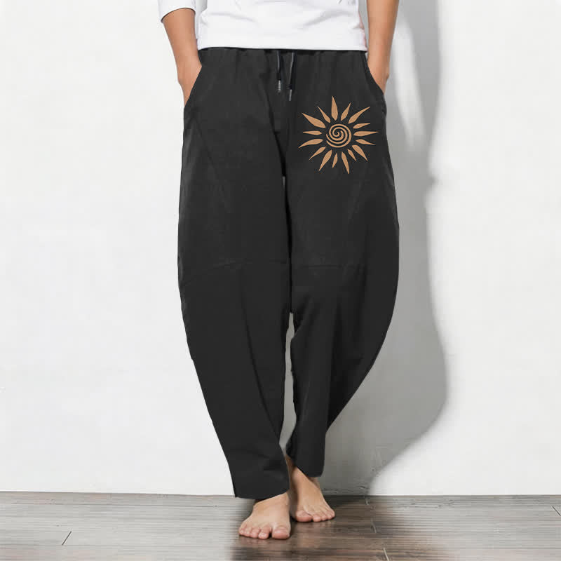 Buddha Stones Herrenhose aus reiner Baumwolle mit spiralförmigem Sonnenmuster, Kordelzug und Taschen - Schwarz - US/UK/AU50, EU60 (5XL) - image 0