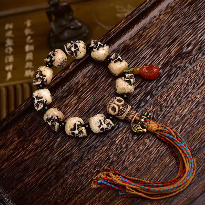 Buddha Stones Tibetisches handgeschnitztes Knochenperlenarmband mit dem Muster „Herr des Leichenwaldes“ zum Schutz vor dem Tod - image 2