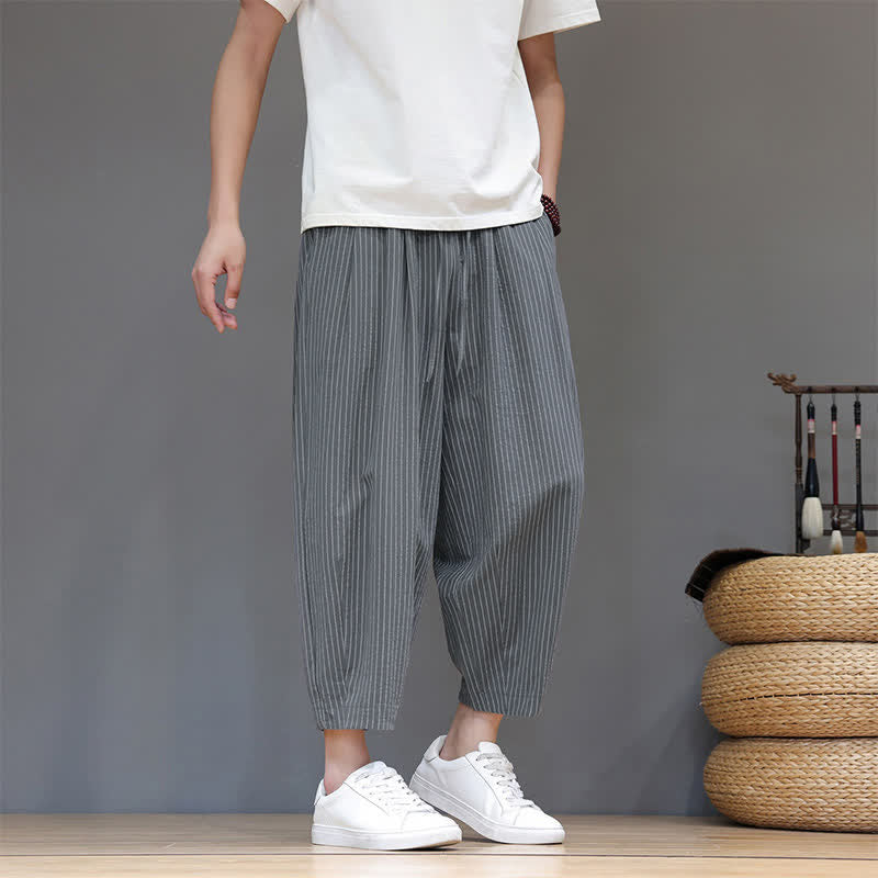 Buddha Stones Lässige, minimalistische Caprihose aus Baumwoll-Leinen-Mischgewebe mit Kordelzug und Streifenmuster, schmal zulaufende Herrenhose mit Tasche - Schiefergrau - US/UK/AU46, EU56 (5XL) - image 0