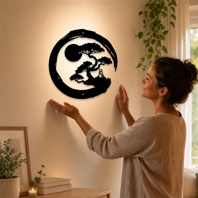 Buddha Stones Metallener Zen-Kreis, Kiefernholz, Bonsai-Motiv, Eisen, bedeutungsvolle Symbole, Wandkunst - image 1