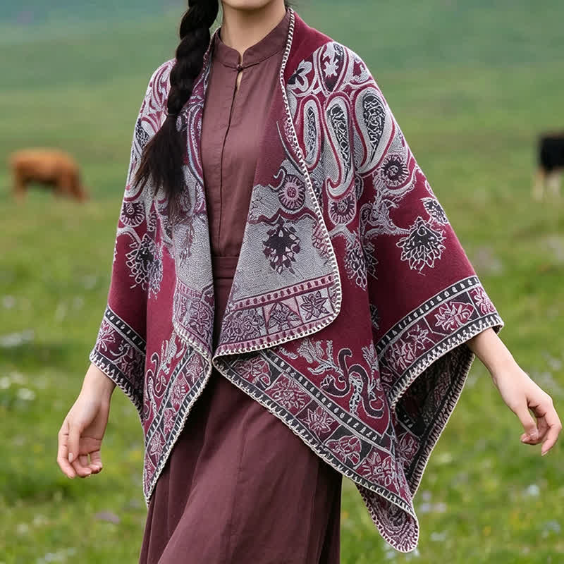 Buddha Stones Herbst Winter Kapuzen-Poncho im Boho-Stil mit Paisley-Muster und geometrischen Formen - Burgund - 130 x 150 cm - image 17