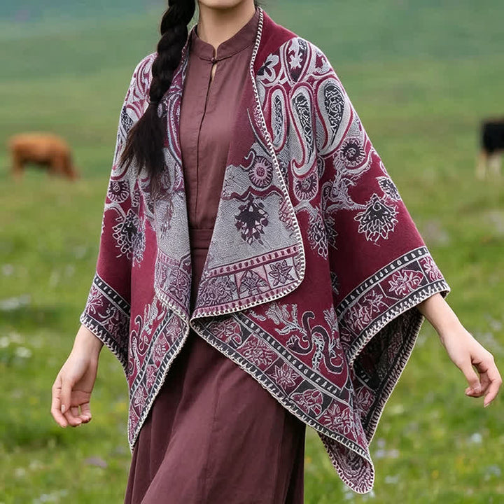 Buddha Stones Herbst Winter Kapuzen-Poncho im Boho-Stil mit Paisley-Muster und geometrischen Formen - Burgund - 130 x 150 cm - image 17