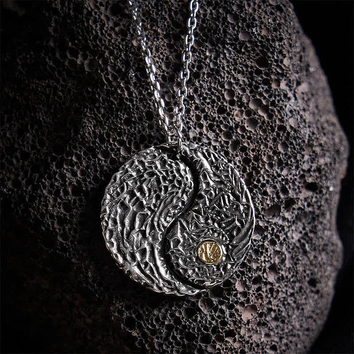Buddha Stones Halskette aus Kupfer mit rundem, graviertem Yin-Yang-Anhänger - Yin Yang (Gleichgewicht ♥ Harmonie) - image 0