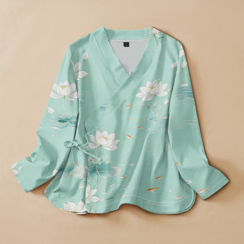 Buddha Stones Baumwollbluse im Hanfu-Stil mit Lotus-Koi-Fisch-Print, Wickeloptik, V-Ausschnitt und Schnürung, Langarmshirt für Damen - Helltürkis - US16, UK/AU20, EU48 (3XL) - image 0