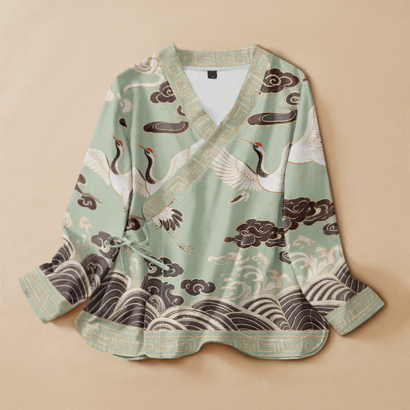 Buddha Stones Baumwoll-Langarmshirt im Hanfu-Stil mit Kranich-, Wolken- und Wellenmuster, Wickeloptik, V-Ausschnitt und Schnürung für Damen - Hellgrün - US16, UK/AU20, EU48 (3XL) - image 0