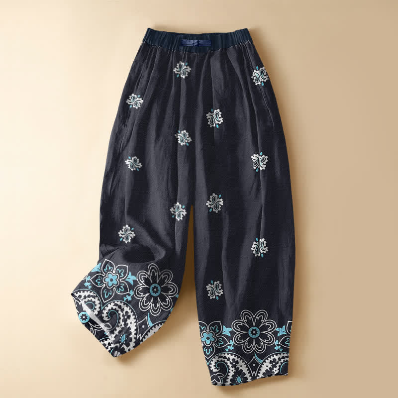 Buddha Stones Haremshose aus reiner Baumwolle mit böhmischem Blumen-Paisley-Muster, Froschknopfverschluss, elastischem Bund und Taschen - Mitternachtsblau - US16, UK/AU20, EU48 (3XL) - image 0
