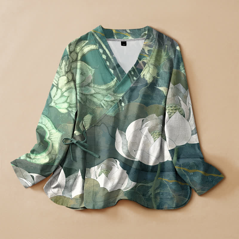Buddha Stones Baumwollbluse im Hanfu-Stil mit weißem Lotusblattmuster, Wickeloptik, V-Ausschnitt und Schnürung, langärmlig, Kimono für Damen - Mittelseegrün - US16, UK/AU20, EU48 (3XL) - image 0
