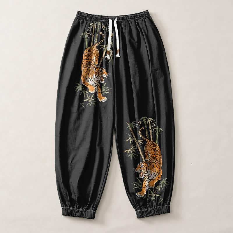 Buddha Stones Herren-Haremshose aus reiner Baumwolle mit Tiger-Bambus-Muster, Kordelzug und Taschen - image 1