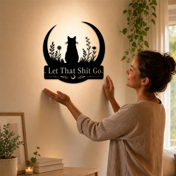 Buddha Stones Halbmondkatze „Lass den Scheiß los“ – Wanddekoration aus Eisen - image 1