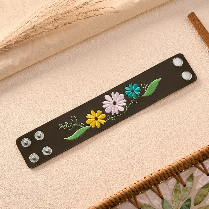 Buddha Stones Handgewebtes Lederarmband mit Blumenstickerei zum Schutz - image 10