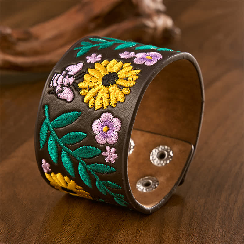 Buddha Stones Vintage-Armband mit floraler Rosen- und Schmetterlingsstickerei und Lederschnalle - image 1