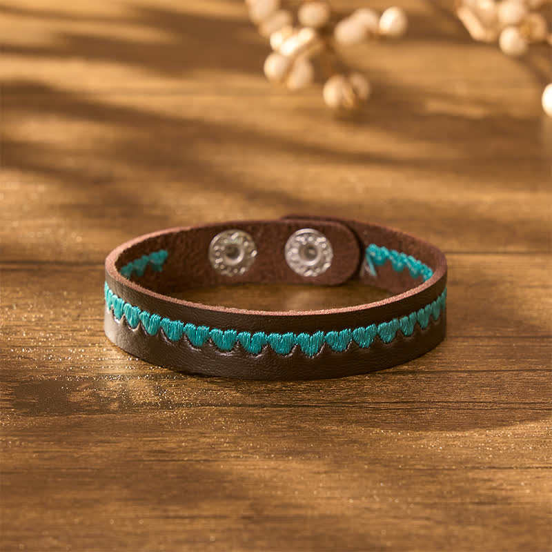 Buddha Stones Verstellbares Lederarmband mit gesticktem Herz und Schutzschnalle - image 1