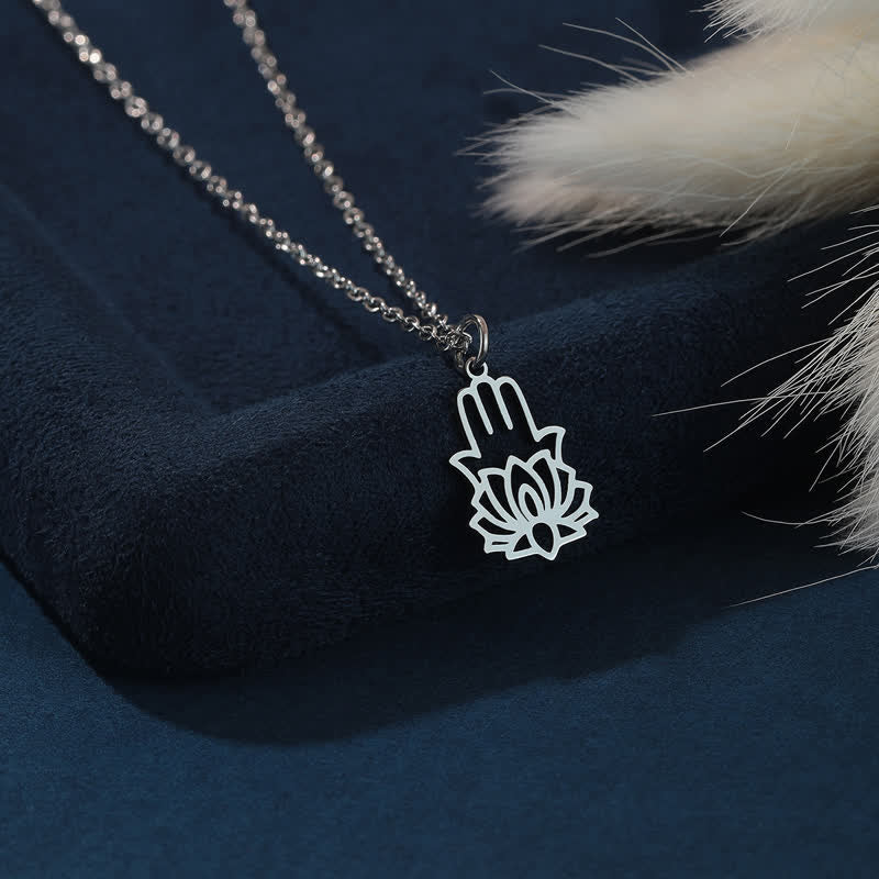 Buddha Stones Lotus-Hamsa-Halskette aus Titanstahl zum Schutz der Hände - Stahl - image 0