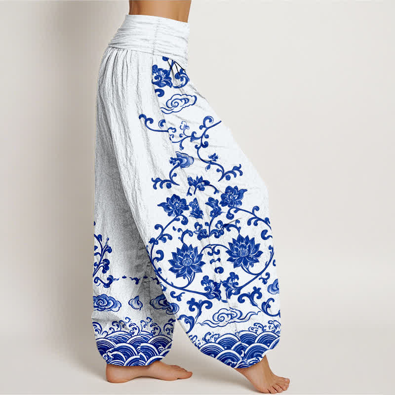 Buddha Stones Haremshose aus Baumwolle mit Lotus-Scrollmuster und elastischem Bund für Damen - image 1