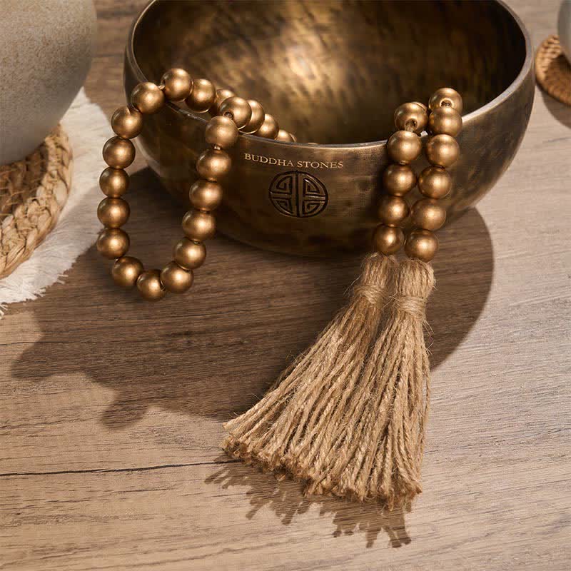 Buddha Stones Rustikale goldene Holzperlengirlande mit Quasten, Mindful Living Decor - image 4