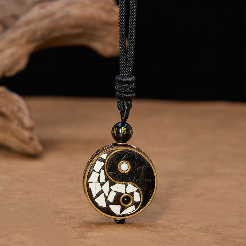 Buddha Stones Yin-Yang-Anhänger aus Kupferlegierung, Balance-Halskette - Yin Yang (Halskettenlänge: 23,6 Zoll / 60 cm) - image 0