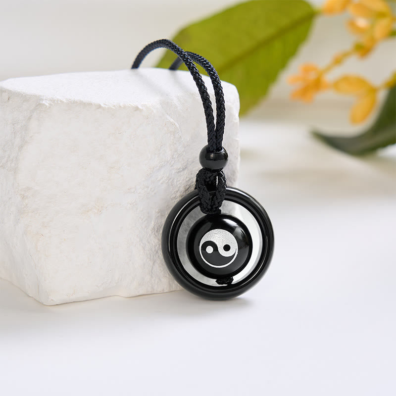 Buddha Stones Halskette mit Yin-Yang-Anhänger aus schwarzem Onyx und Obsidian - image 1