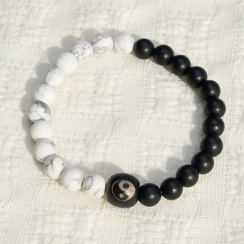 Buddha Stones Armband aus runden Perlen mit schwarzem Onyx, weißem Türkis und Yin-Yang-Symbol - image 1