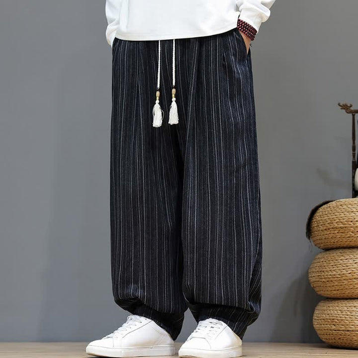 Buddha Stones Lässige, gestreifte Herrenhose mit Kordelzug und Taschen für den Herbst - Schwarz - US/ UK/AU46, EU56 (5XL) - image 11