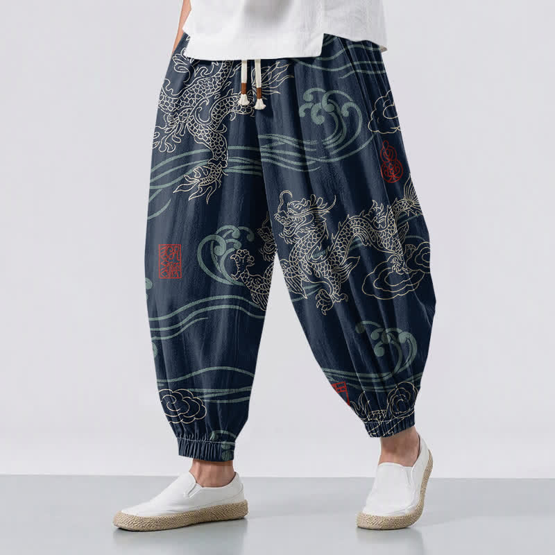 Buddha Stones Herren-Haremshose aus reiner Baumwolle mit ethnischem Drachenmuster, Kordelzug und Taschen - Mitternachtsblau - US/ UK/AU50, EU60 (5XL) - image 0