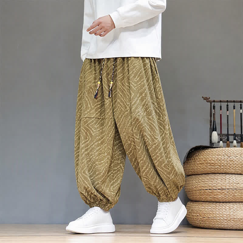 Buddha Stones Herbst/Winter Lässige Boho-Haremshose mit Kordelzug und abstrakten Linien, kurze Cordhose für Herren mit Taschen - Dunkelkhaki - US/UK/AU46, EU56 (5XL) - image 0
