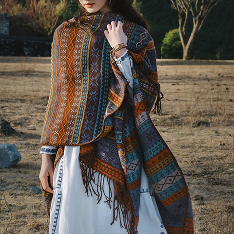 Buddha Stones Herbst-Winter-Boho-Schal mit geometrischen Streifen, Quasten und kuscheligem Design für Damen - image 0