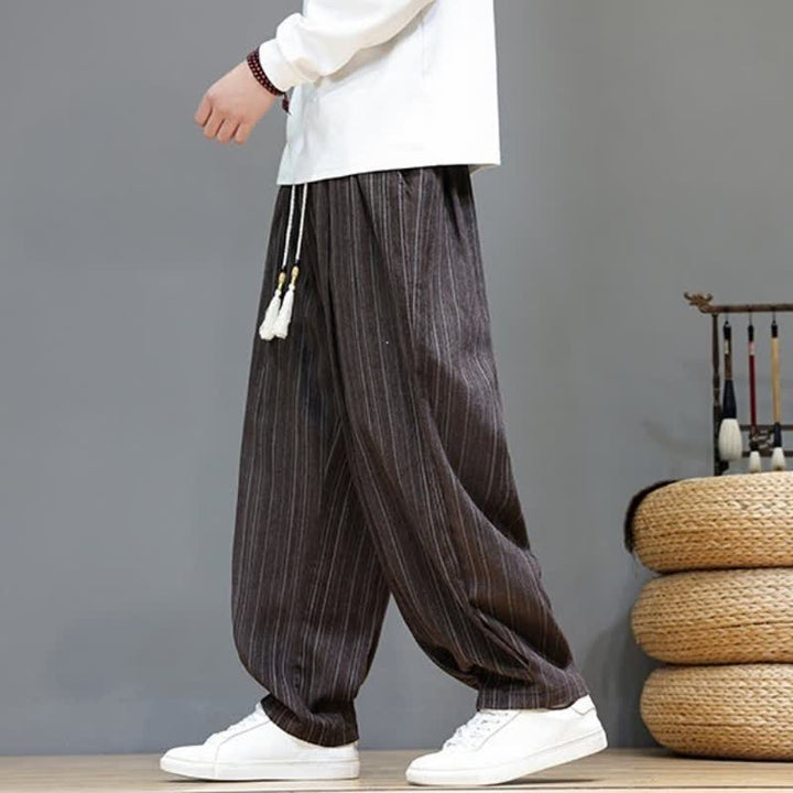Buddha Stones Lässige, gestreifte Herrenhose mit Kordelzug und Taschen für den Herbst - image 7
