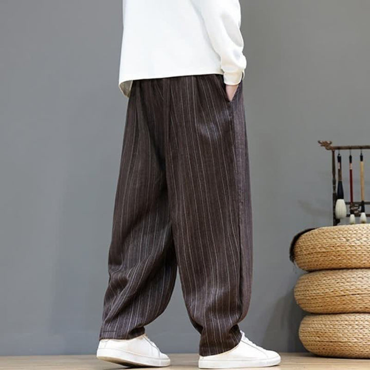 Buddha Stones Lässige, gestreifte Herrenhose mit Kordelzug und Taschen für den Herbst - image 4