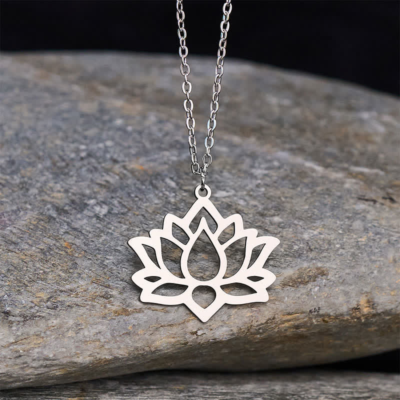 Buddha Stones Halskette mit Lotus-Reinheit-Anhänger aus Titanstahl - Silber - image 0