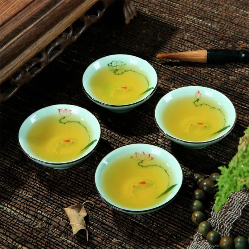 Buddha Stones Handbemalte Celadon-Keramik-Teetasse mit Lotus-Koi-Motiv (Douli) - image 13