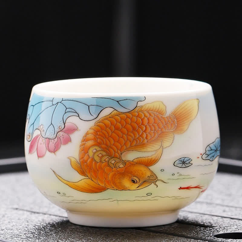Buddha Stones Weiße Porzellan-Teetasse mit Koi-Lotus-Drachenmotiv, handbemalt - Lotus - image 1