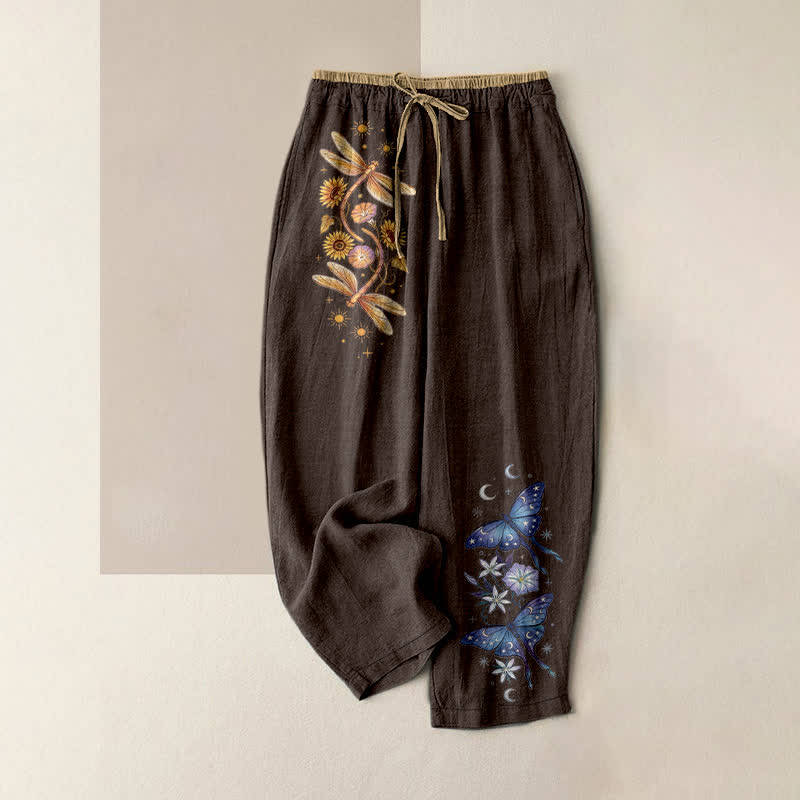 Buddha Stones Damenhose aus reiner Baumwolle mit besticktem Blüten- und Schmetterlingsmuster, elastischem Bund und Taschen - Sattelbraun - US16, UK/AU20, EU48 (3XL) - image 0
