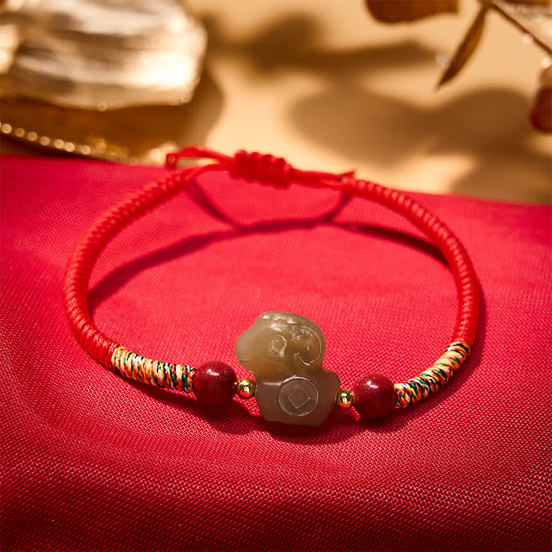 Buddha Stones Jahr des Schafes – Armband mit Ziegenanhänger aus Hetian-Jade und Zinnober-Schutz - image 1