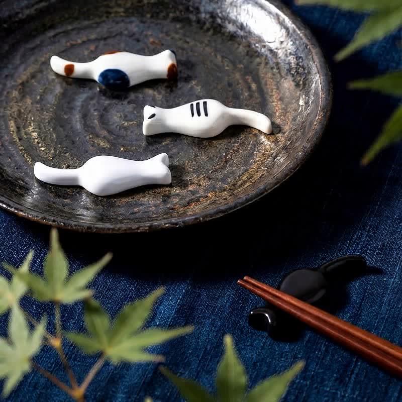 Buddha Stones Handbemalter, niedlicher Tischstäbchenhalter aus Keramik in Katzenform - image 9