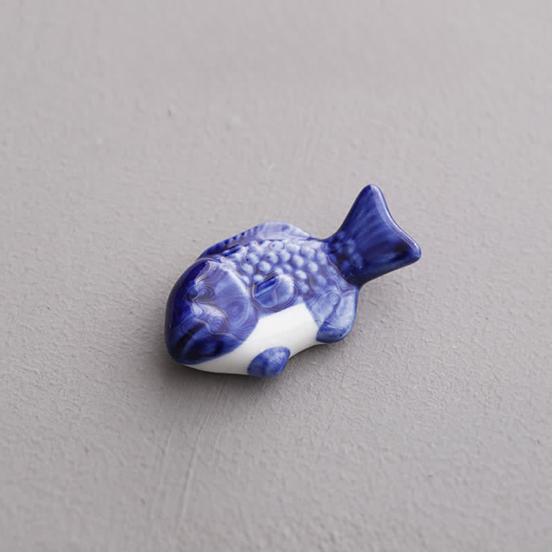 Buddha Stones Blauer und weißer grüner Keramik-Essstäbchenhalter in Fischform - Blaue Makrele, ca. 6,2 × 3,5 × 1,5 cm - Keramik - image 3