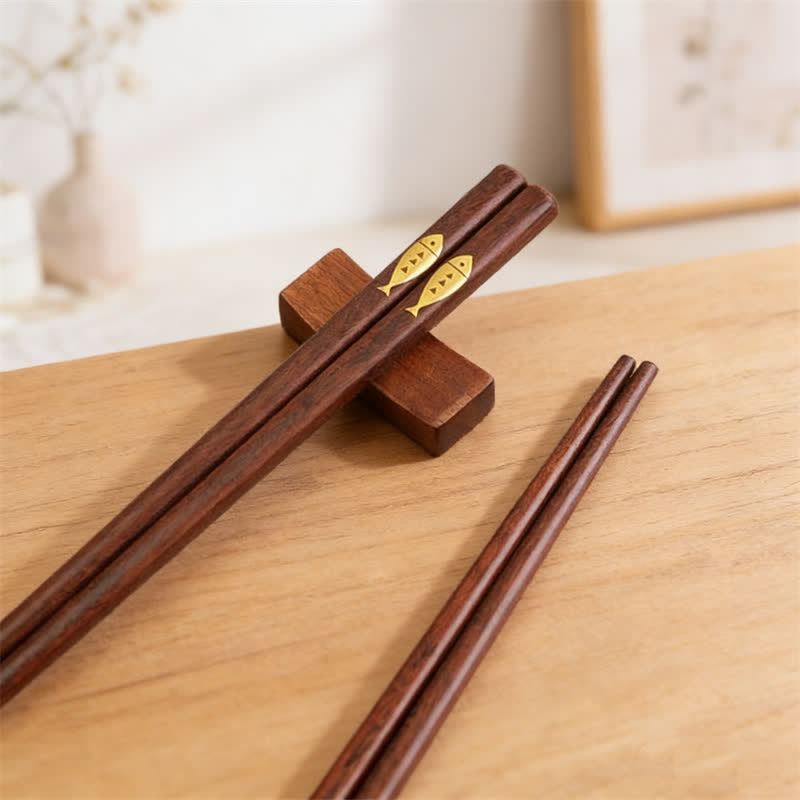 Buddha Stones Essstäbchen aus natürlichem Bambus mit goldenem Koi-Fisch-Design für den täglichen Gebrauch - Goldfisch-Essstäbchen - 3 Paare - image 0