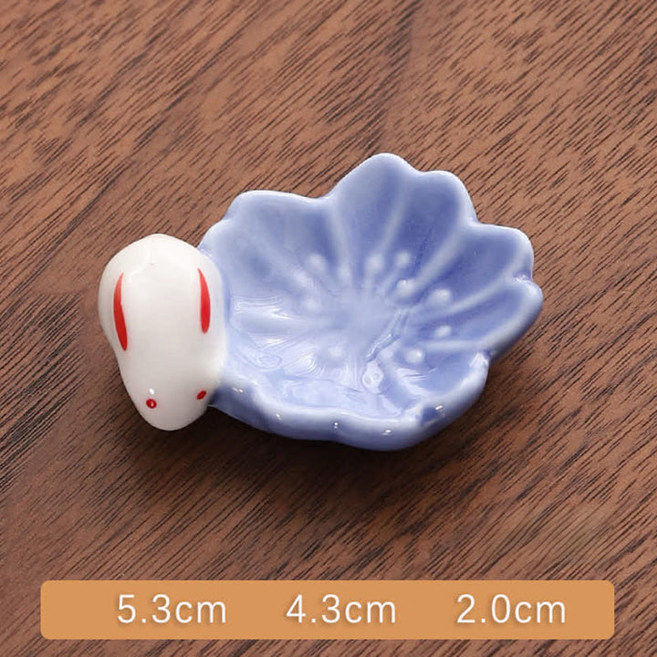 Buddha Stones Kleiner Essstäbchenhalter aus Keramik im Sakura-Hasen-Stil - Lila Sakura-Kaninchen, ca. 5,3 × 4,3 × 2,0 cm - Keramik - image 2