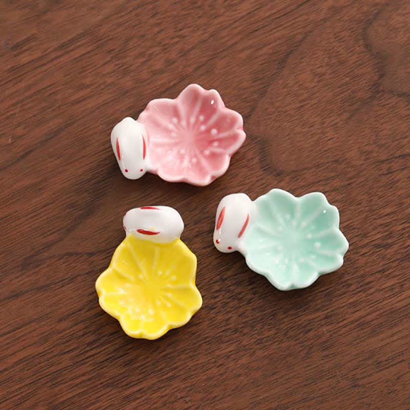 Buddha Stones Kleiner Essstäbchenhalter aus Keramik im Sakura-Hasen-Stil - image 13