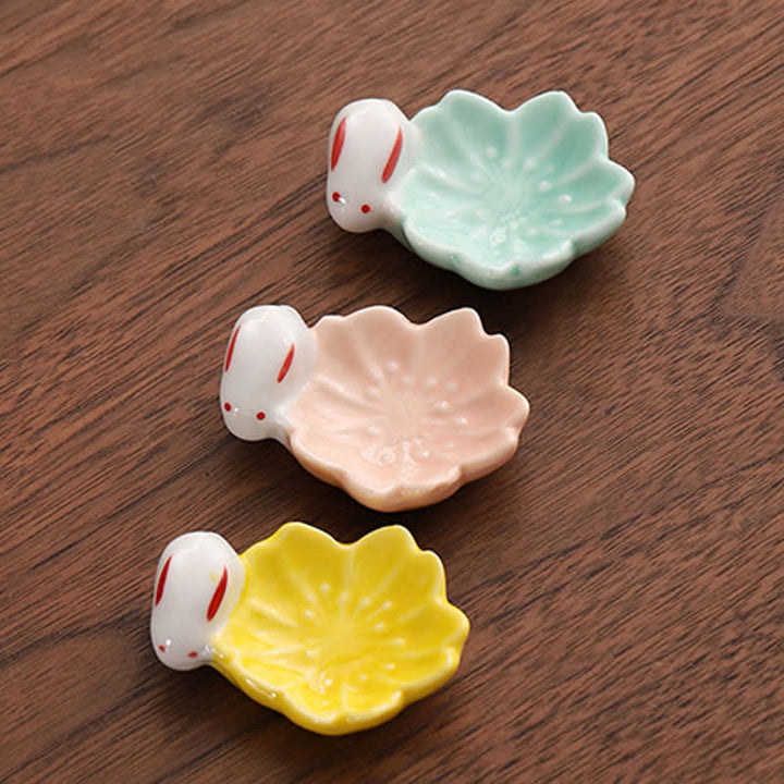 Buddha Stones Kleiner Essstäbchenhalter aus Keramik im Sakura-Hasen-Stil - image 15