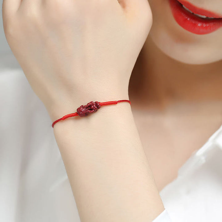 Handgefertigtes Pflaumenblüten-Vierblättriges Kleeblatt PiXiu Lotus Koi Fisch Cinnabar Blessing Braid Armband
