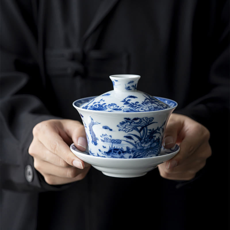 Buddha Stones, blaues und Weiß Porzellan, Lotus-Koi-Fisch, Löwentanz, Wassermelone, Keramik, Gaiwan, Sancai, Teetasse, Kung-Fu-Teetasse und Untertasse mit Deckel, 300 ml - Lotus Koi Fisch 12,4 cm * 11 cm * 300 ml - image 0